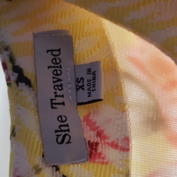 Lemon Rose Florence She Traveled Peplum Top - Picture 5 of 6